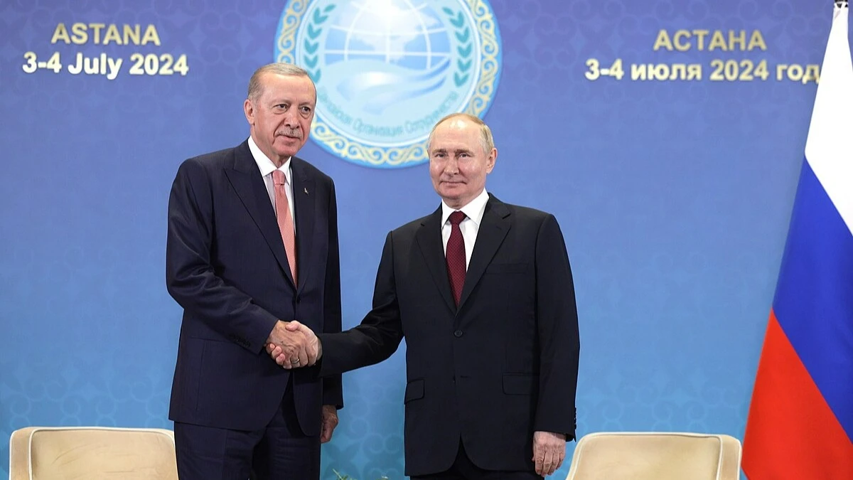 Turkiye’s Approach to the Russia–Ukraine War and the Propaganda Environment: Strategic Autonomy or Asymmetric Dependence?
